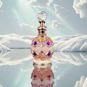 1pc.  Exquisite & Unique Vintage Oil Perfume Bottle.